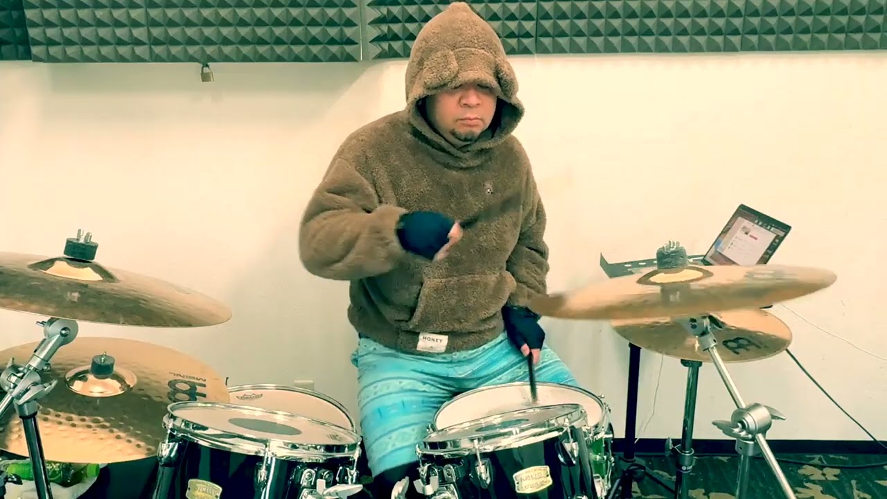 たたいてみたよ🐻 ❄️🥁♪（桃色片想い）20250105