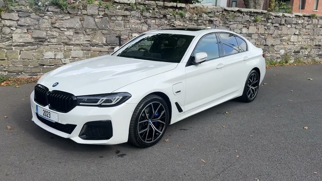 2023 BMW 530e M SPORT X DRIVE 4WD COMFORT PACKAGE AND M SPOT PRO PACKAGE