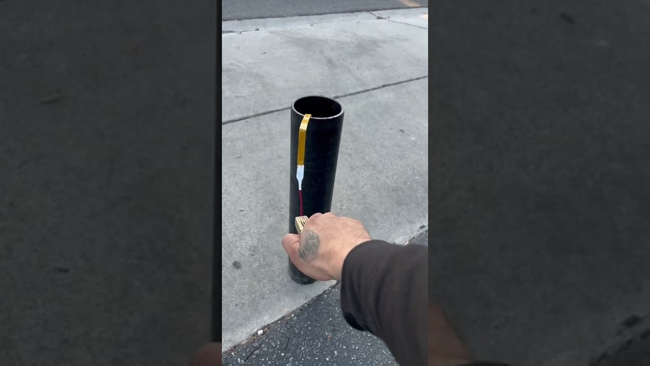 4&rdquo; Red bar firework (Day time shells) #PyroManiacs818