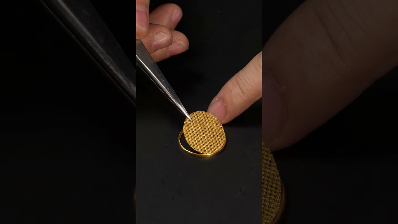 Put it on and experience the top-notch aesthetic of 1 400 years ago#Gold#Douyin Intangible