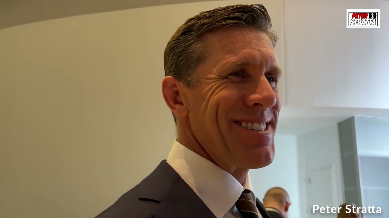 Carl Edwards Calls Kurt Busch One of His Closest Friends