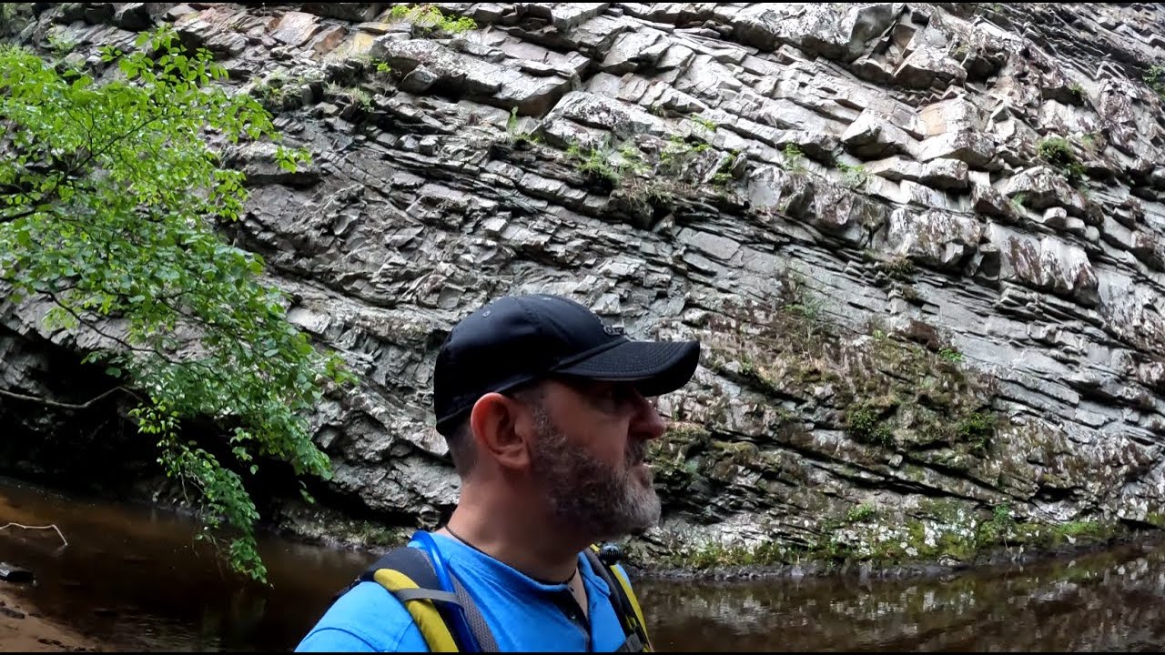 Hiking Laurel Falls Trail in Hampton Tennessee
