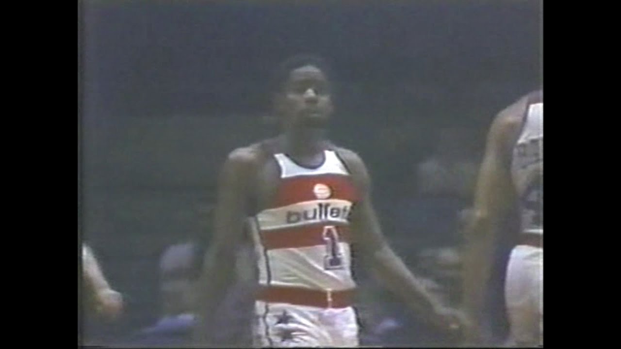 Kevin Porter (19pts/15asts) vs. Knicks (1980)