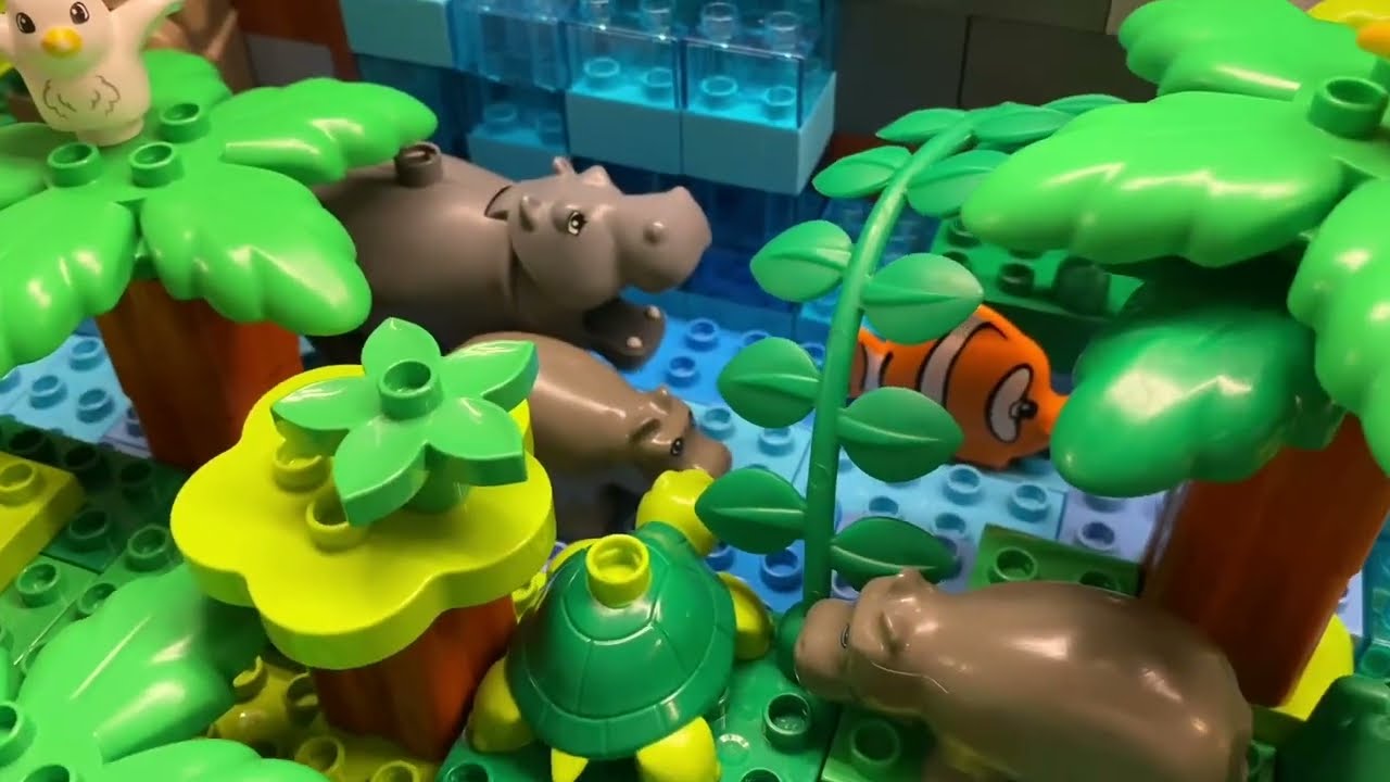 LEGO Duplo Animals - Jungle Waterfall