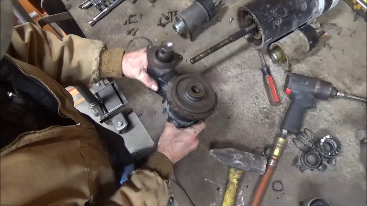 Замена приводного вала стартера на большом грузовике. 15 января 2018 г.