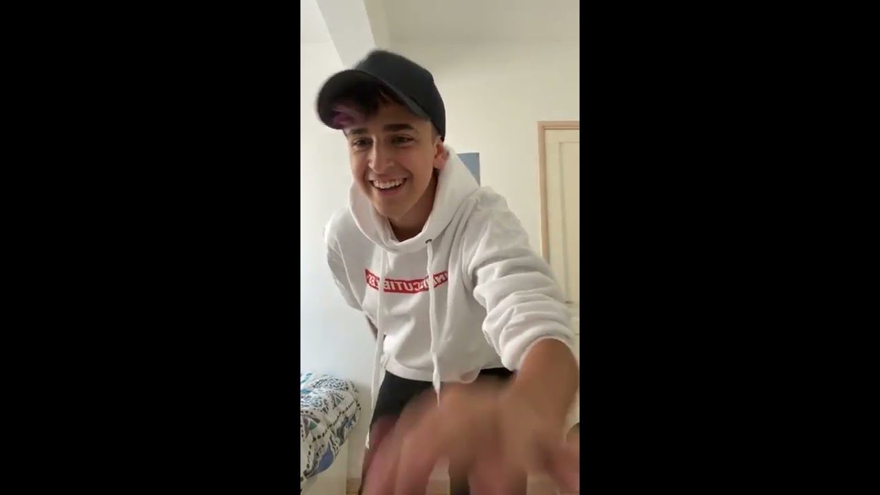 Directo de Adexe en Instagram •17/05/2020•