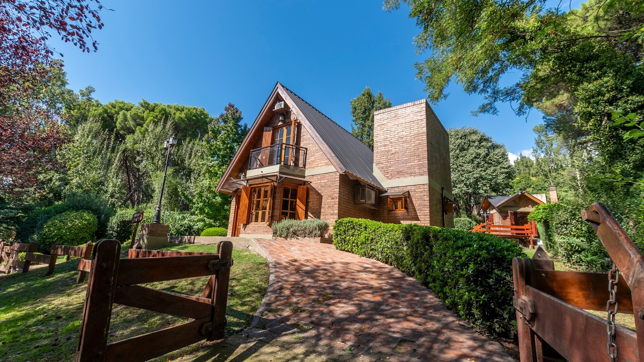 Cabaña en las píedras