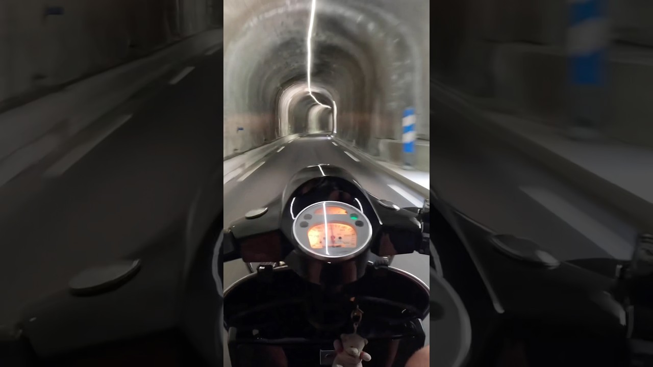 VESPA PX - DR 177 - TWO STROKE IN TUNNEL #vespa #vespapx #twostroke