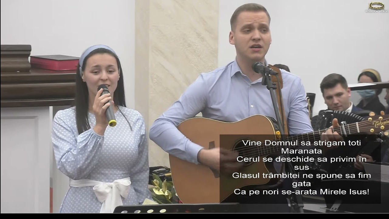Manu & Andreea Tomus...Azi în lume incercarea-i tot mai mare. Biserica Albini - Cluj. Decembrie 2021