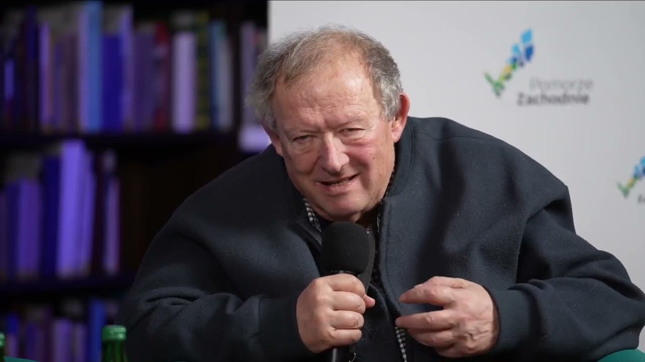 Otwarta Społeczność: Spotkanie z Adamem Michnikiem