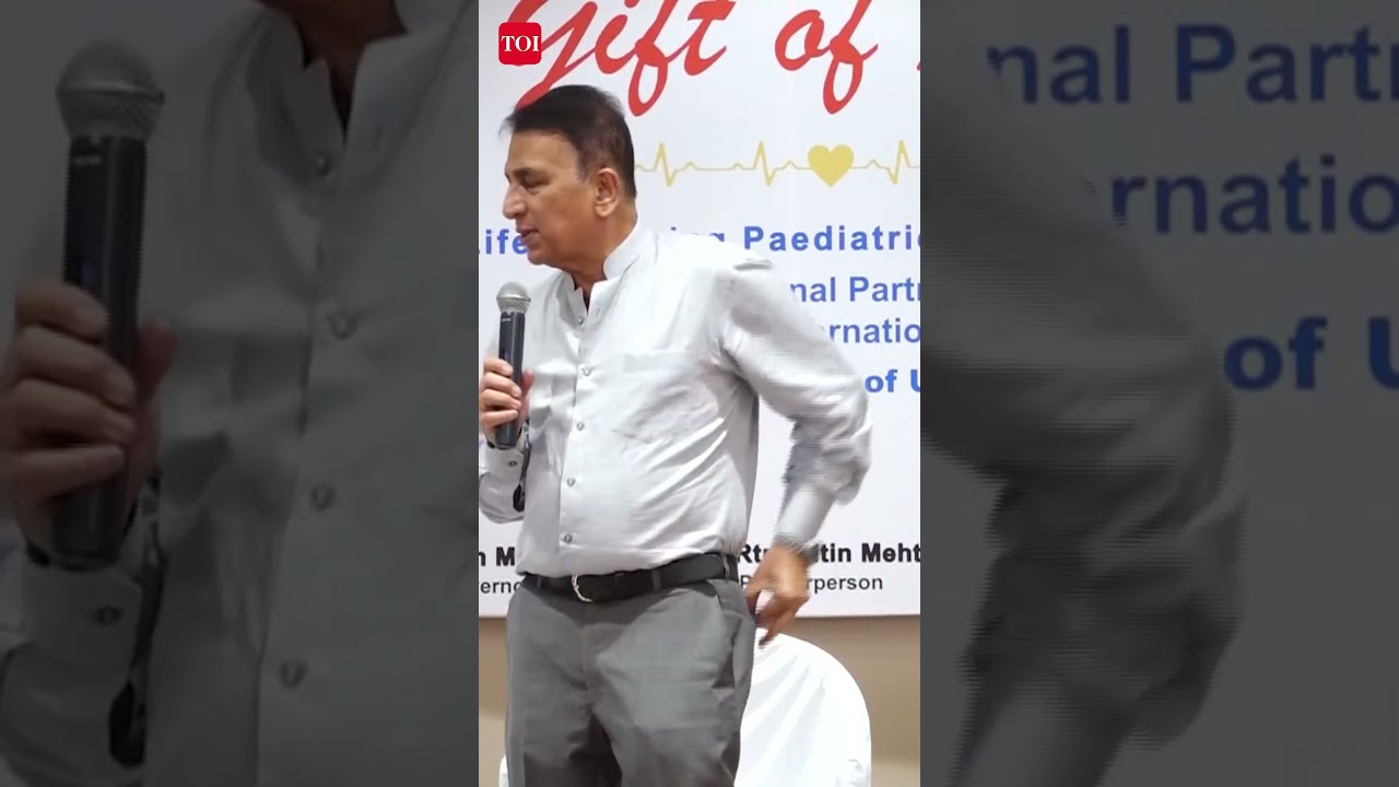 Sunil Gavaskar Pauses Speech Mid-Event To Answer Wife's Call, Internet Loves It