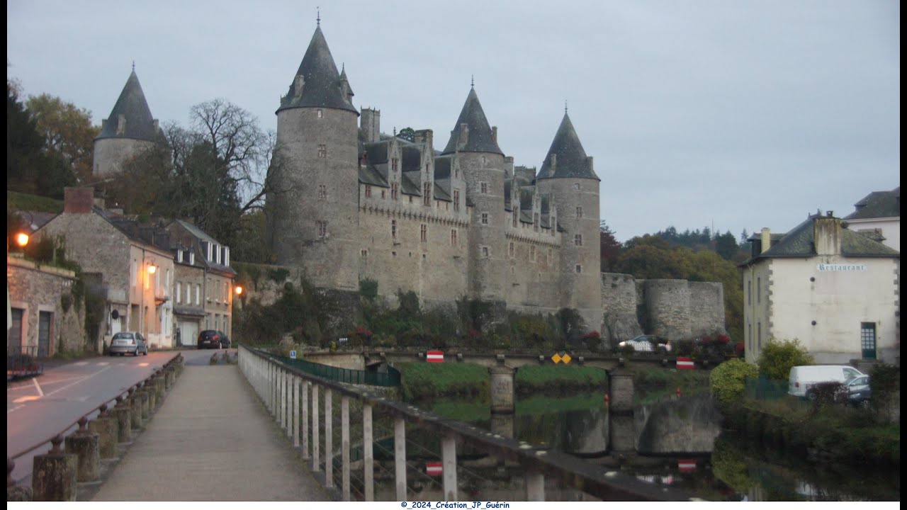 Vidéo Contenant mes clichés de mon voyage de la France de haut en bas