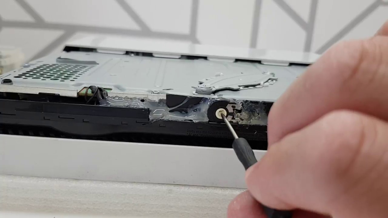 Tutorial 14/15 Parti: Pulizia + Riparazione + Modifica Velocità Ventola PS4 FAT