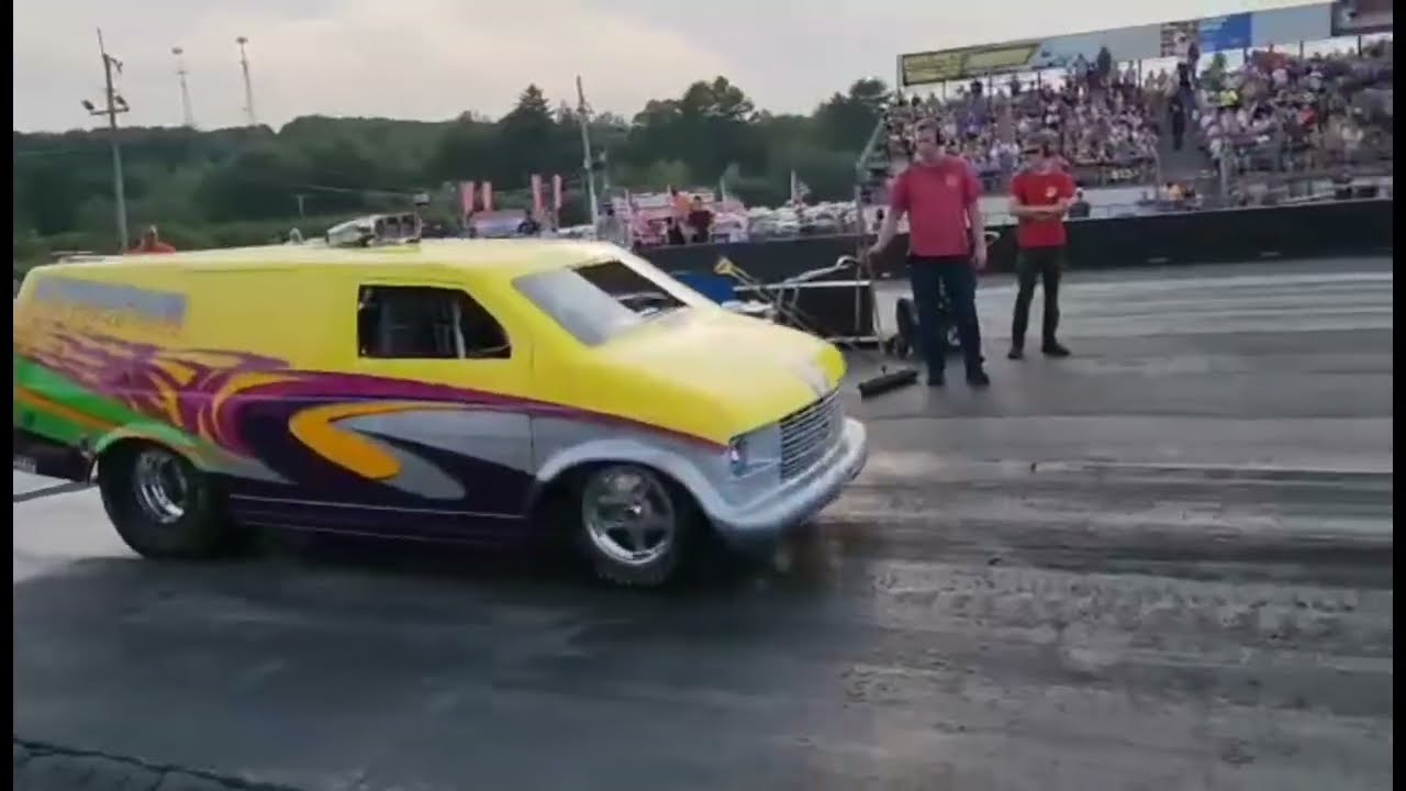 Airborne Express Wheelstander at New England Dragway 2025 season