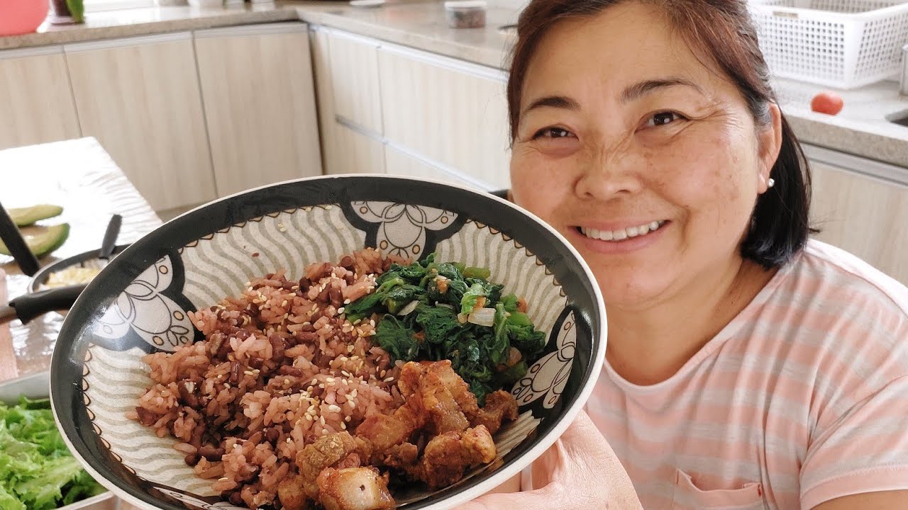 HOJE PREPAREI SEKIHAM  é o feijão com arroz modo japonês