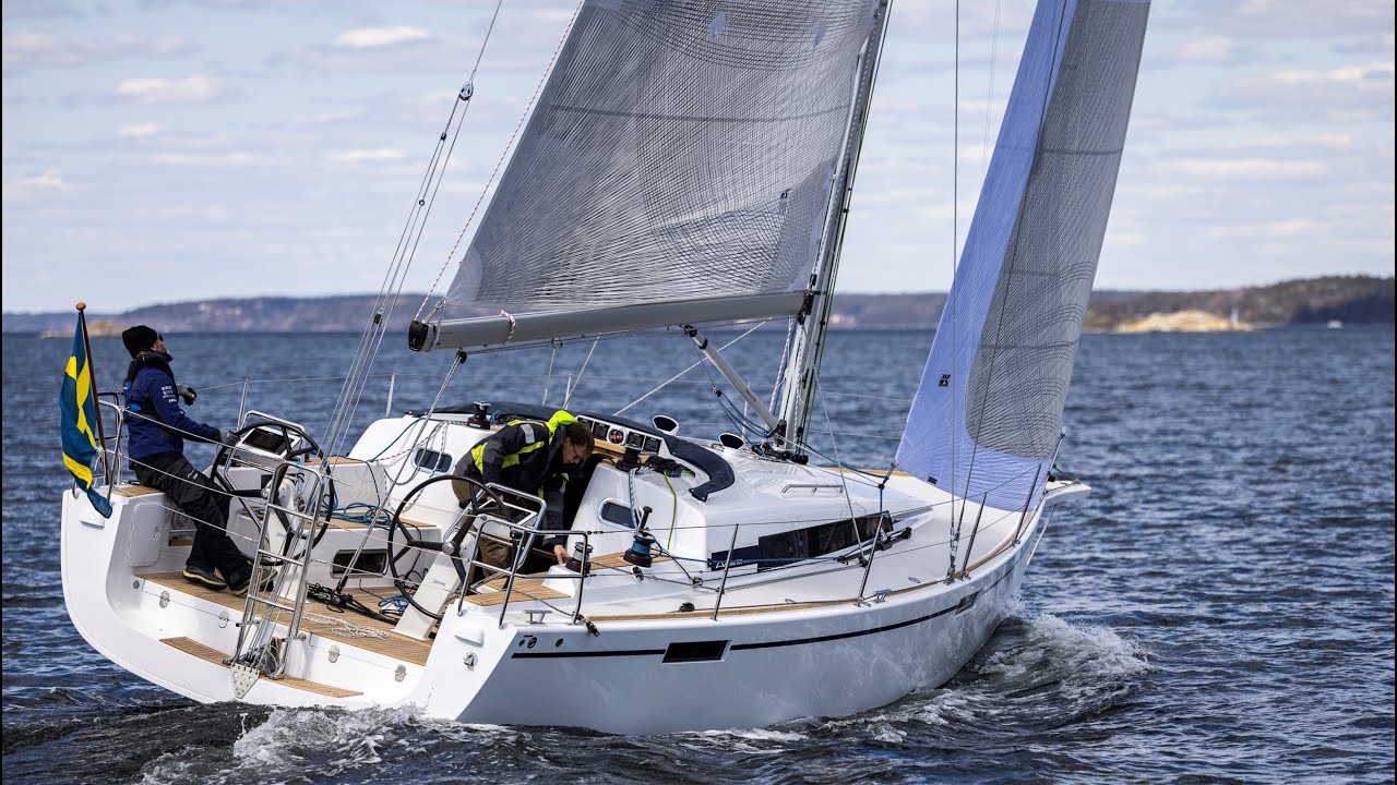 Minbaad.dk tester den hurtige, svenske turbåd Arcona 385