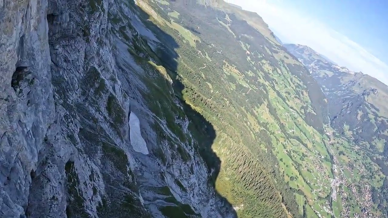 Zi Eiger Heli BASE