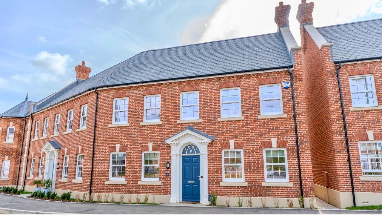 This Stunning Modern Riverside Family Home has so much to offer!