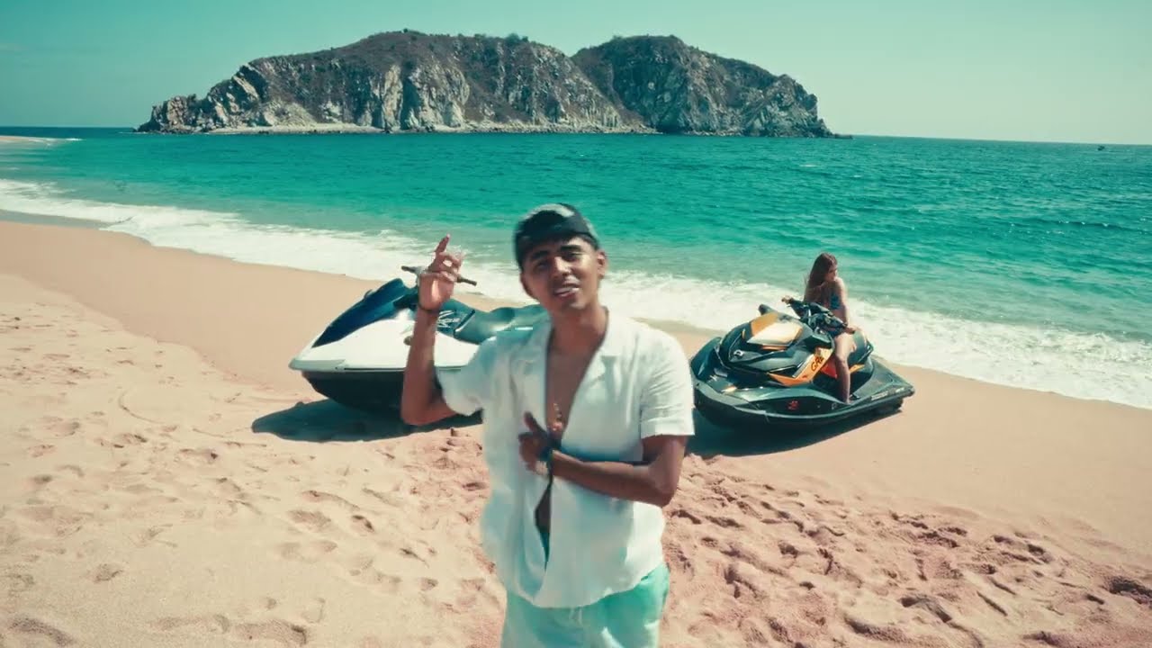 Oswaldo NR - La Chilena Sad [Official Video]