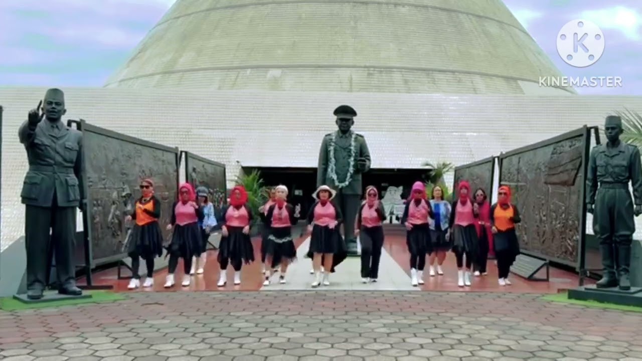 COMMENT ZA VA // LINE DANCE // CHOREO BY CAECILIA MARIA FATRUAN // DEMO : GRAMEDIKA LINE DANCE.