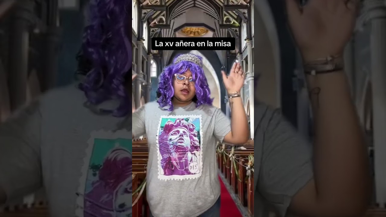La xv a&ntilde;era en la iglesia vs en la fiesta #shorts