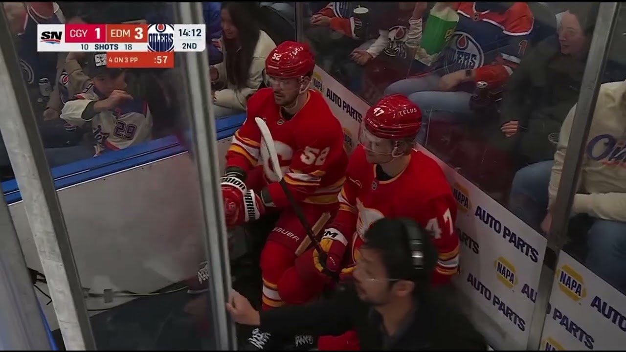 Blake weegar ❌ Game misconduct ❌ Banging on the glass ❌