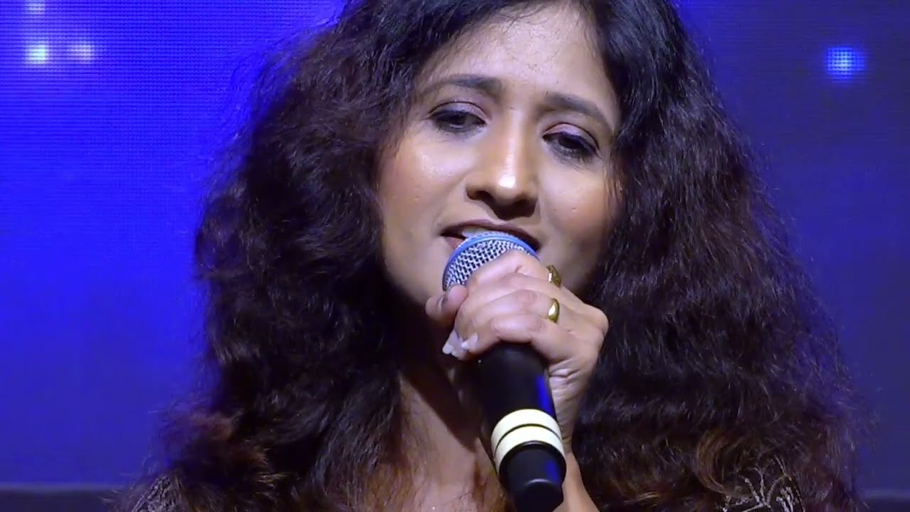 Best 2 Songs Of Sampada Goswami || Delhi || || Omparkash Bidhuri ||