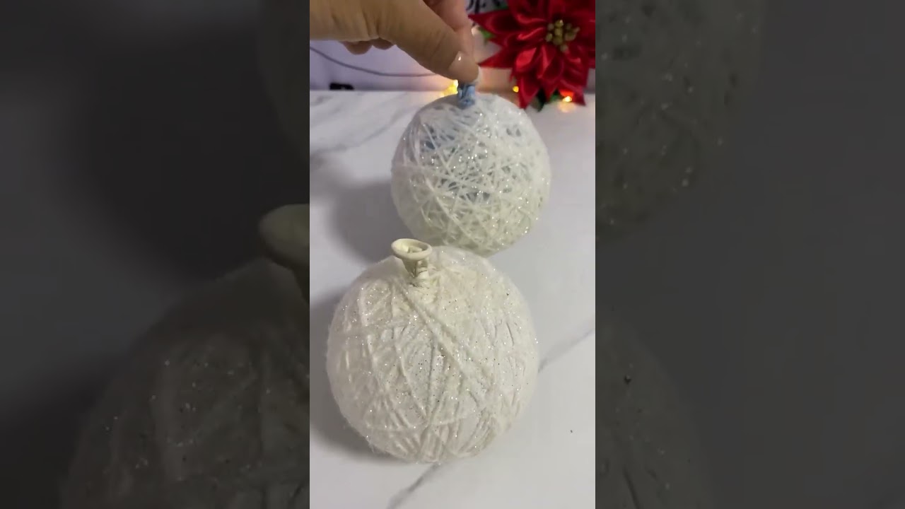 C&oacute;mo hacer una esfera con estambre #navidad #esferadeestambre #eltallerdefrida #manualidades