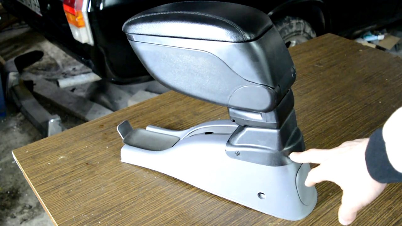 Hyundai Accent 2. Установка подлокотника