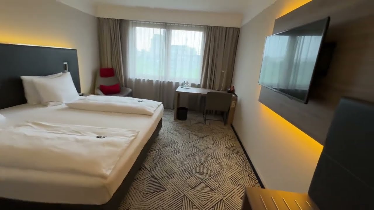 H4 Hotel Hannover (Komfort King) in Hannover (Niedersachsen) Hotelbewertung von GoogleBoergsen