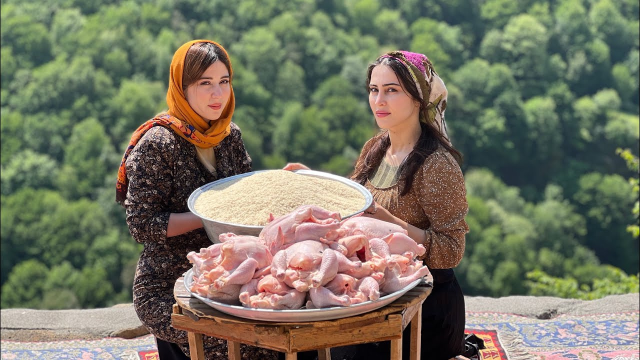 Мы сварили в горах много барбарисового риса с курицей и поделились им с людьми!