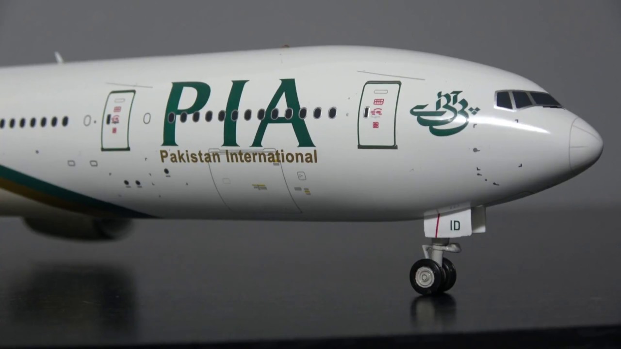 INFLIGHT 200 - PIA 777-300ER Model Review in 1:200 Scale (November 21 2017