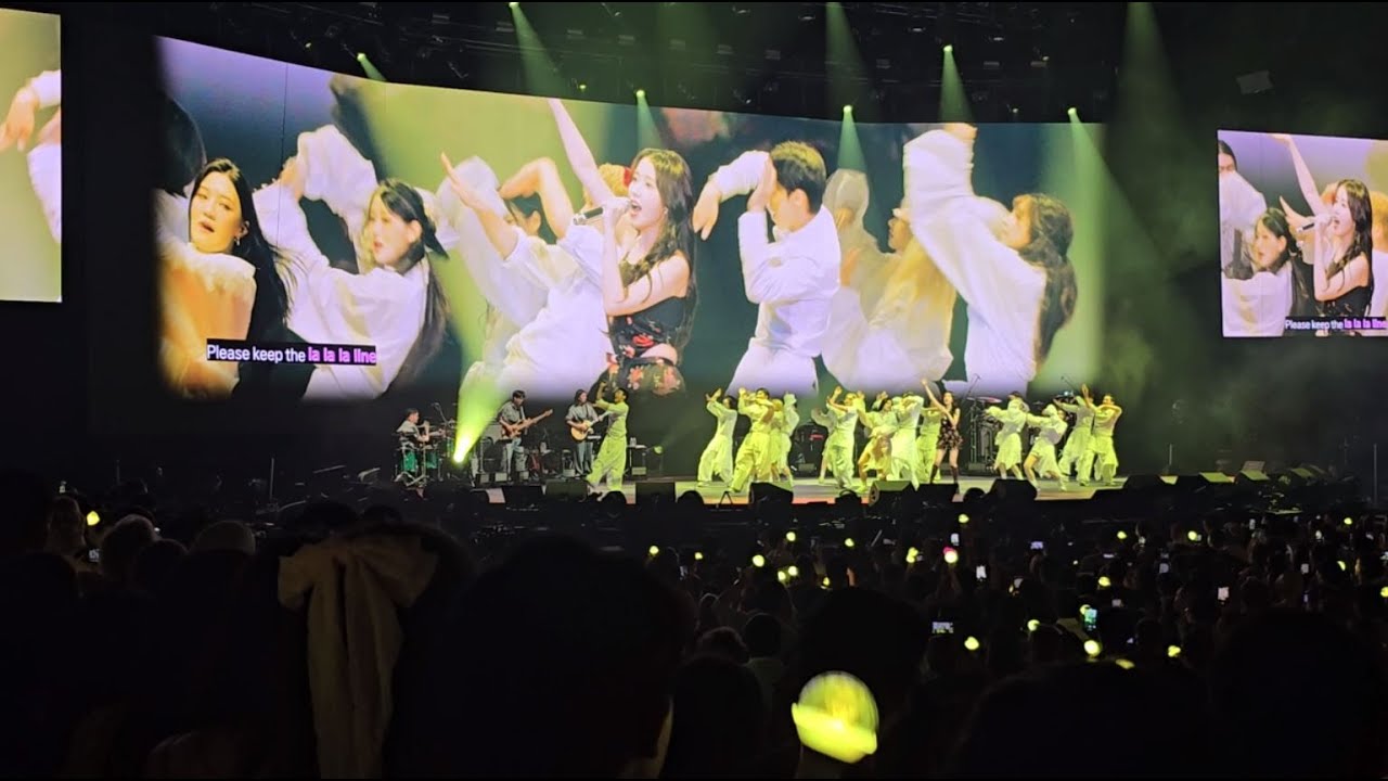 IU - Holssi, Jam Jam, Ah puh, BBIBBI, and Obliviate Live @ Chicago