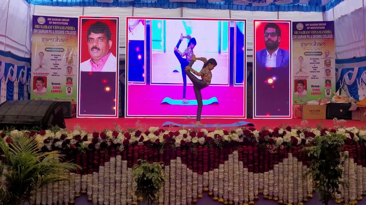 Rare Nauli Kriya Live on Stage | Advanced Yoga Performance by Nouli Nikita