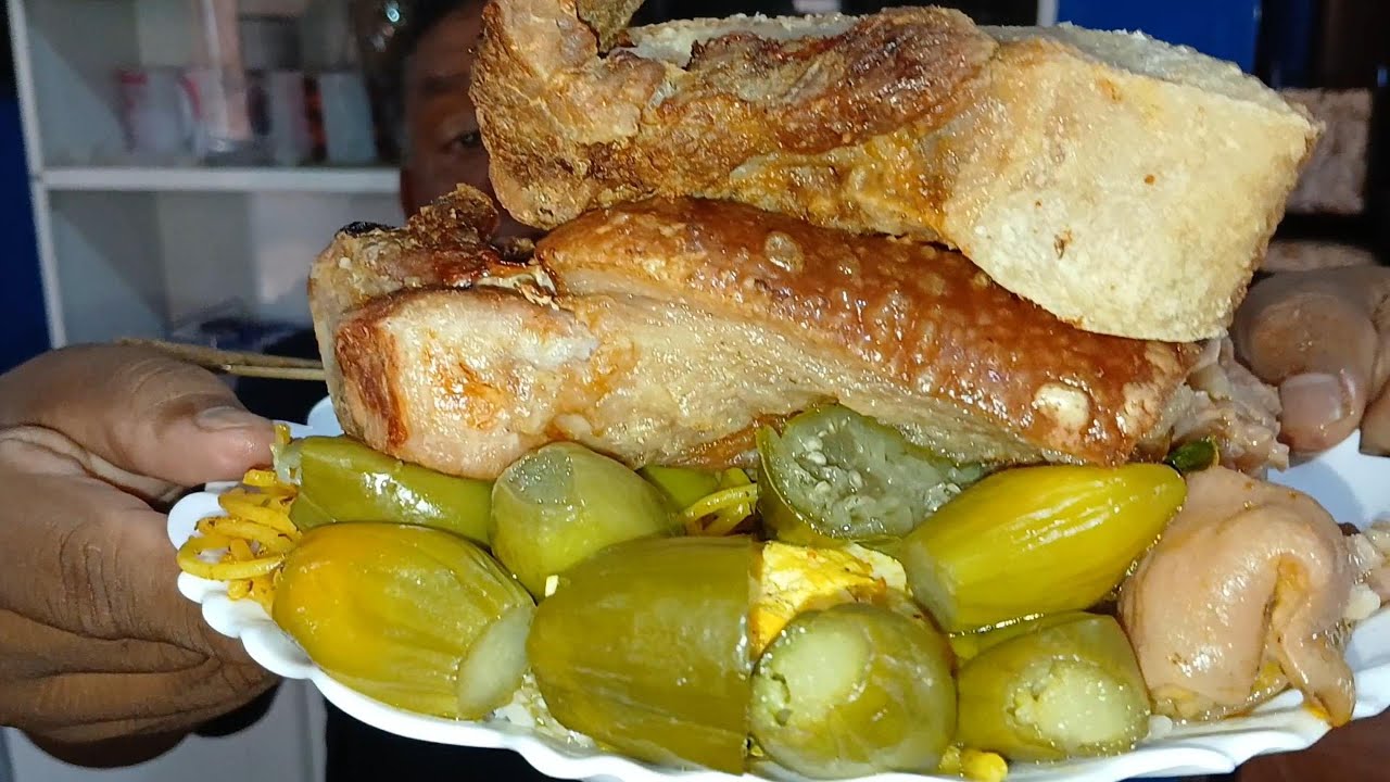 CARNE ASSADA NO AIR FRYER E FEIJÃO COM TOUCINHO DE PORCO E JILÓ - HOMEM GULOSO COMENDO