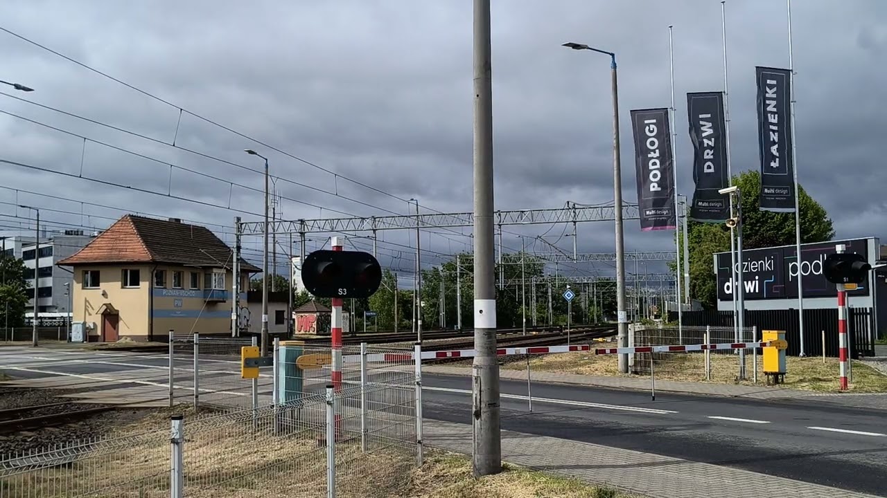 (PL) Przejazd kolejowy POZNAŃ WSCHÓD // (17.05.2025) // Railway crossing