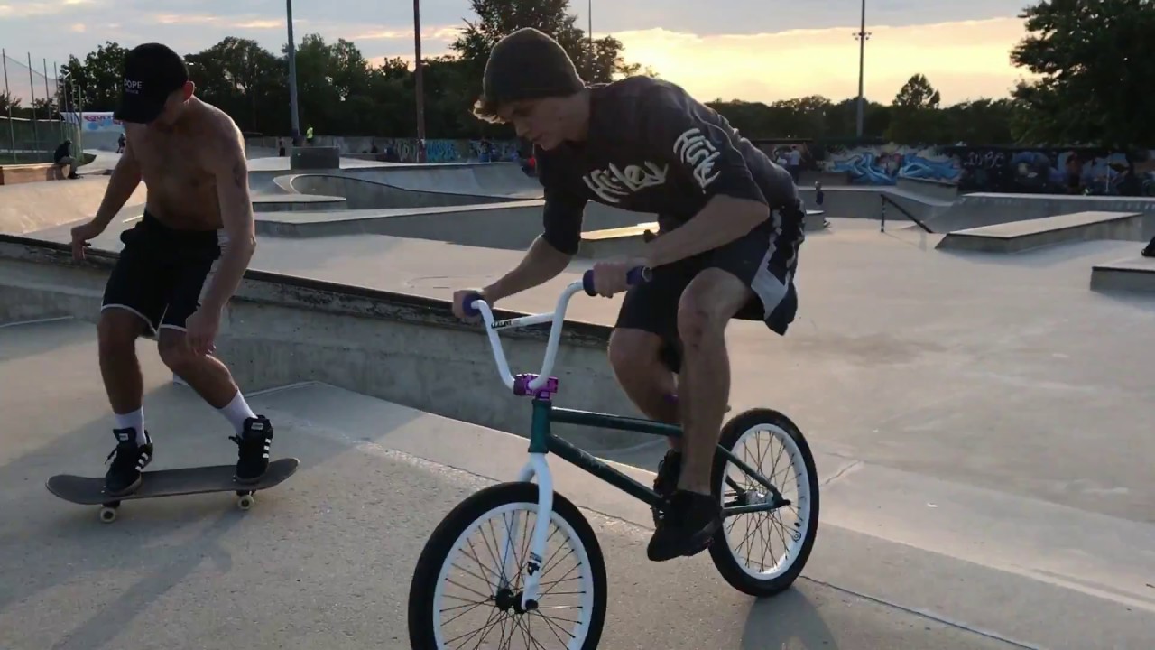 The pyramid strikes back! - Riding at york skate park