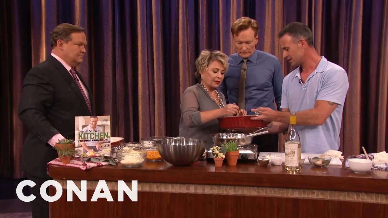 Freddie Prinze, Jr. Invites Roseanne Barr To Try His Mac 'N Cheese | CONAN on TBS