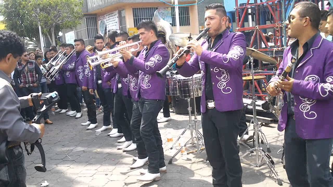 banda la chacaloza el toro mambo en santiago acahualtepec 2014