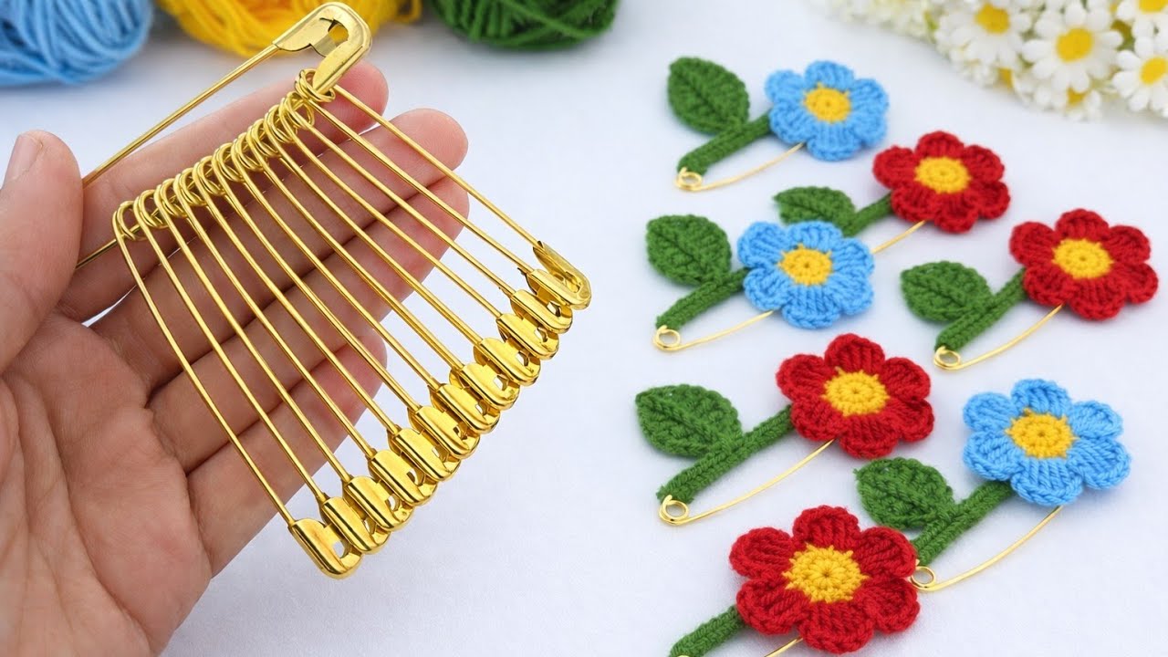 💰 I made 50 in one day and I sold them all! 🧷 Crochet Safety Pin Flower Tutorial 🌸 Easy Step by Step