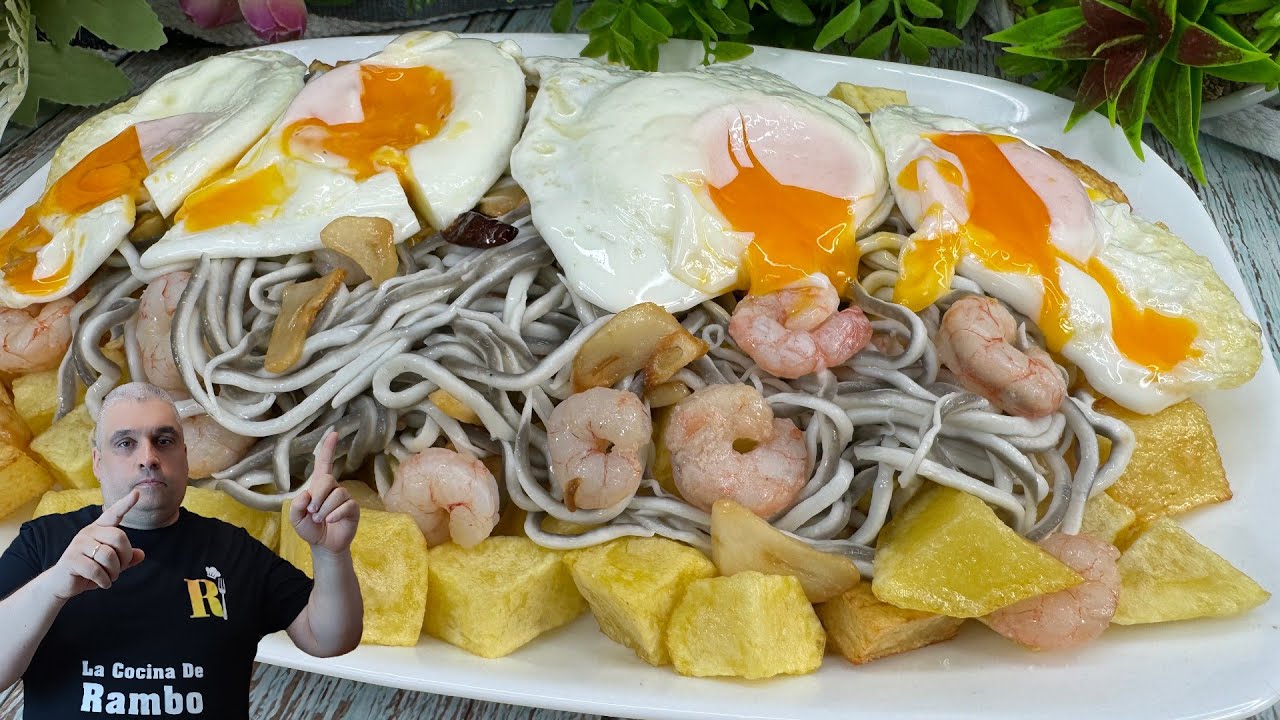 Receta de HUEVOS ROTOS con Gulas y Gambas Al ajillo y Patatas 🤩 Fácil y Rápido 😋💥