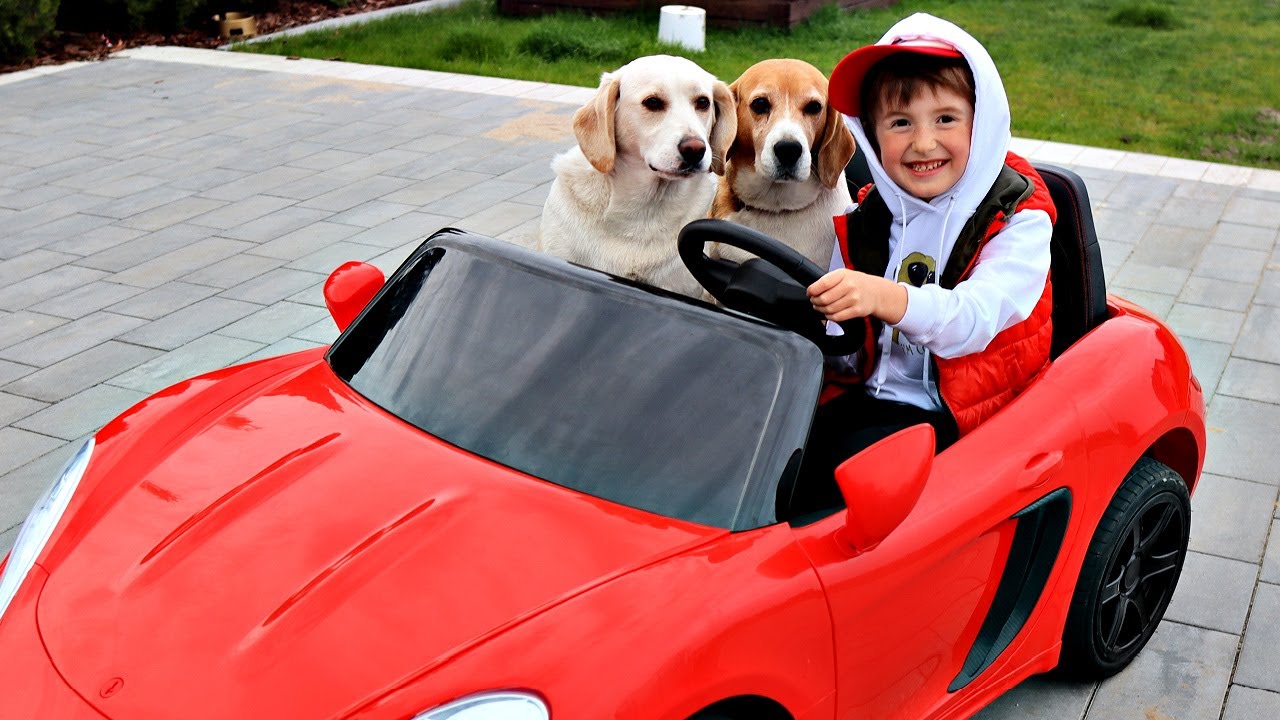 PIESEK i MARCEL TESTUJĄ NOWE SPORTOWE AUTO WYŚCIG Z LENKĄ I MAMĄ