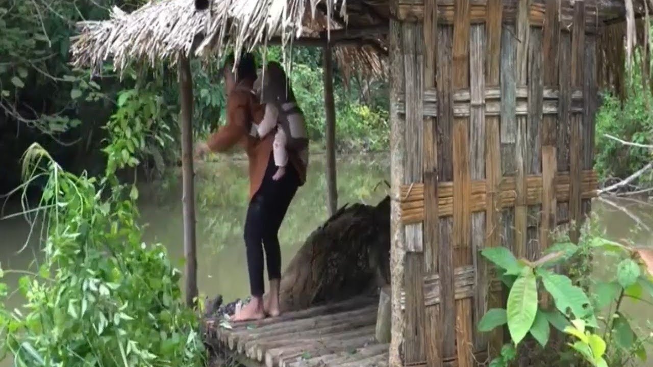Single Mother’s 24-Hour Bamboo House Renovation on the Water