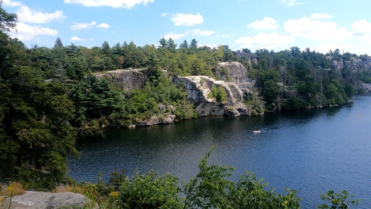 ⁴ᴷ⁶⁰ Walking the Lake Minnewaska Carriage Road Loop at Minnewaska State Park Preserve, New York