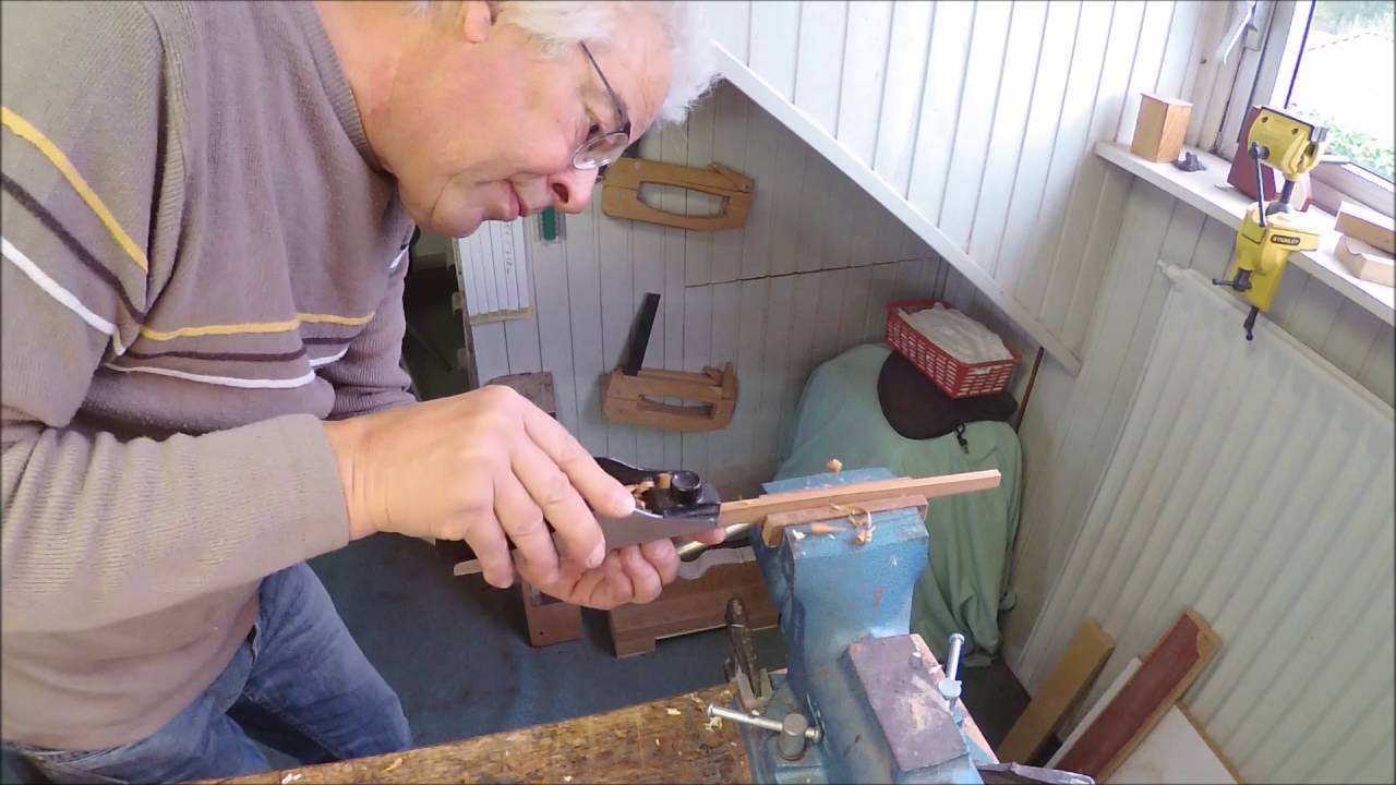 making the guitar back