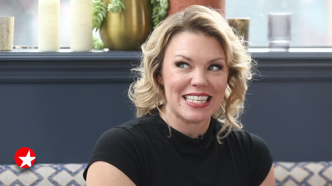 Robyn Hurder (MOULIN ROUGE! A BEAUTIFUL NOISE: NEIL DIAMOND MUSICAL) on THE BROADWAY SHOW - Extended