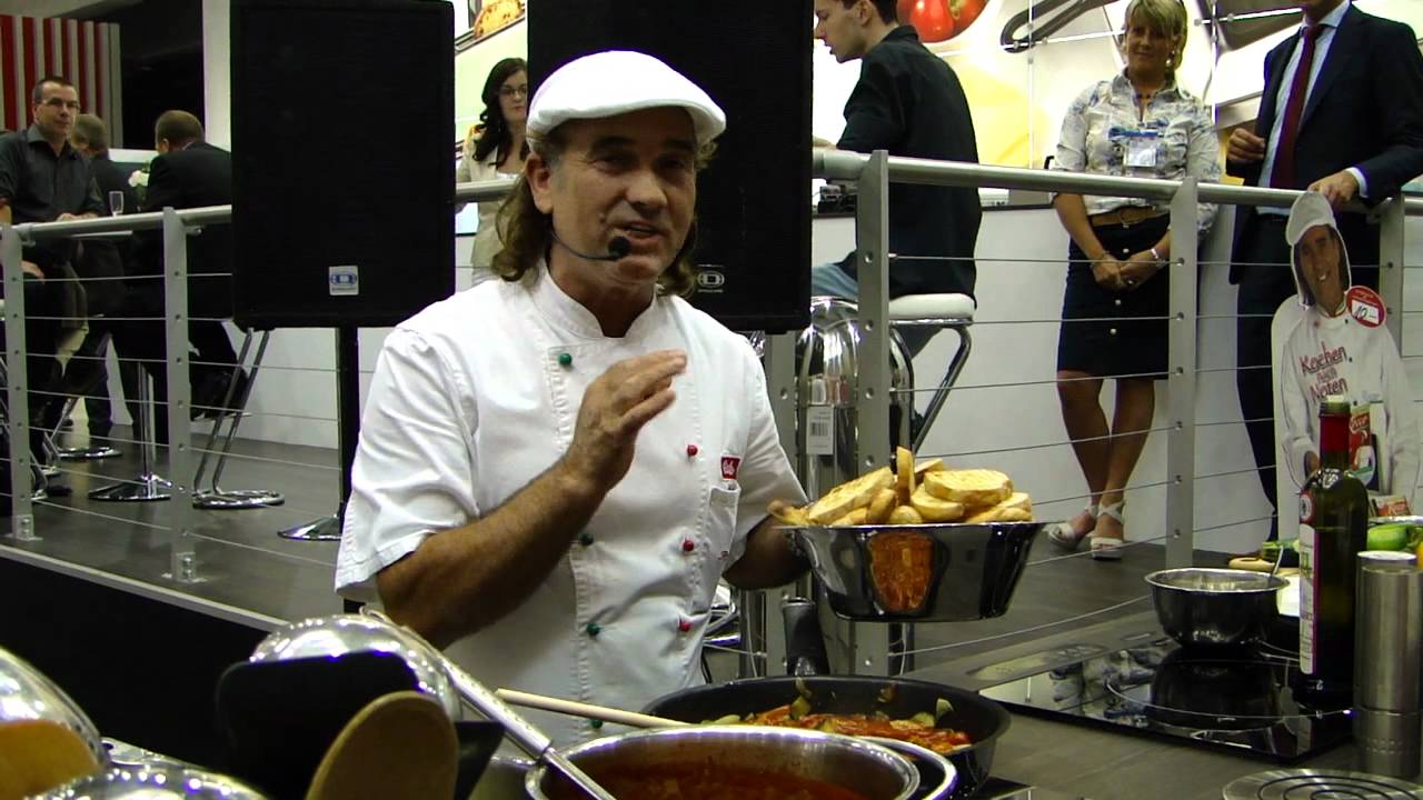 Rocco Giacobbe - Der singende Koch bei der IFA 2011 in Berlin