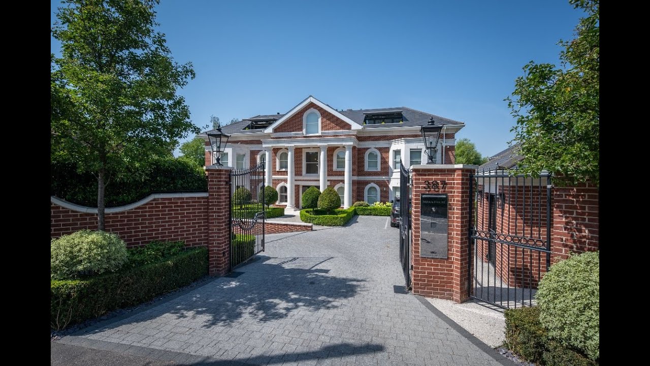 Fine & Country - Miram House, Cockfosters Road - Luxury 3 bedroom apartment - Kelly Oakley