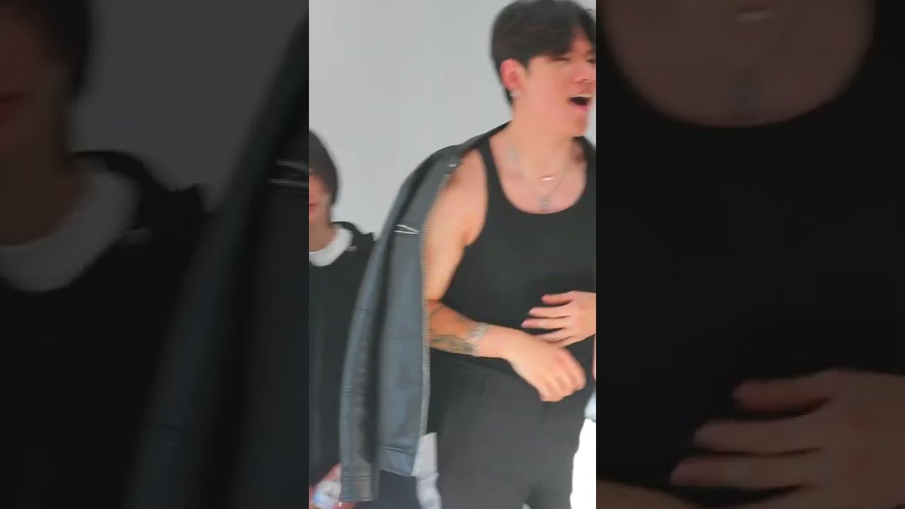 Ryan's reaction to Oliver shirtless #northstarboys