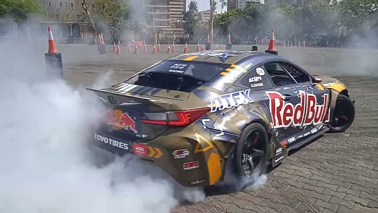 let's drift with @AhmadDaham and @RedBullMotorsports